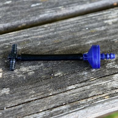 Paineistetun kastelujärjestelmän takaiskuventtiili