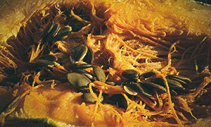 Havannapaprika 'Habanero Orange' halkaistu öljykurpitsa